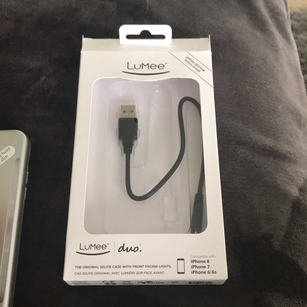 Silver LuMee Duo Limited Edition - NWOT - Picture 6 of 6